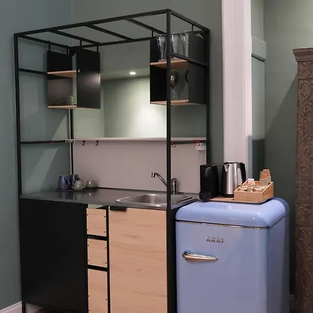 לינה וארוחת בוקר Gimma 209